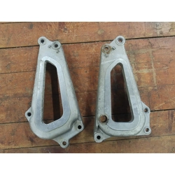 1981-83 Yamaha XV750 Virago Foot Control Brackets 4X7-27443-00-00 4X7-27442-00-00