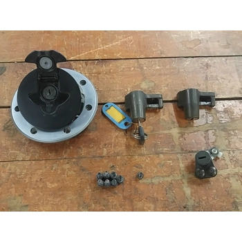 2002-09 Kawasaki EX500D Ninja 500R Fuel Cap with Lock Set 27016-5217 27016-5211 51049-1130