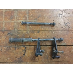 1983-86 Suzuki GS700E GS750E GSX750E Engine Mount Brackets and Bolts 11610-44010 09100-10195