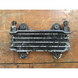 1983-86 Suzuki GS700E GS750E GSX750E Oil Cooler 16600-31300