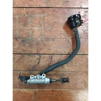 1999-09 Yamaha XVS1100 V-Star Rear Brake Master Cylinder 31A-25894-01-00 5EL-2583V-00-00
