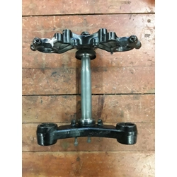 1982 Yamaha XJ650L Seca Turbo Fork Tree 16G-23435-00-98 16G-23340-00-00