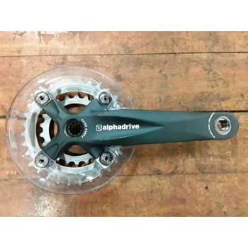 FSA Alphadrive Power Drive 170mm Right Crank 22/32/Bash Guard - NOS