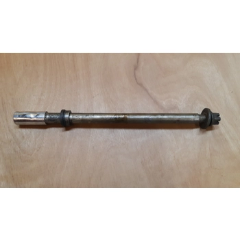 1983 Yamaha XJ900R Seca Rear Axle 90387-177Y4-00 31A-25381-00-00