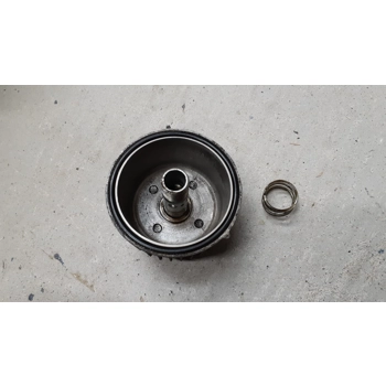 1982-88 Yamaha FJ600 FZ600 XJ650 XJ700 XJ750 Oil Filter Housing and Bypass Valve 4K0-13447-00-00