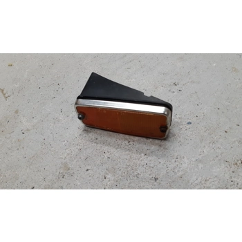 1981-83 Yamaha XJ650 XJ750 Amber Side Marker Reflector 3G1-85110-00-00 4H7-85127-01-00