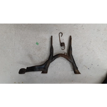 1982-83 Yamaha XJ750 Maxim Center Stand and Spring 90506-40233-00 15R-27111-00-R4