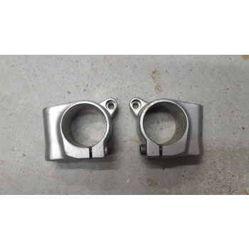 1995-03 Yamaha YZF600R Thundercat Handlebar Clamps 4JH-26122-00-00 4JH-26121-00-00