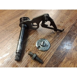 1978-79 Kawasaki KZ750B Shift Spindle and Drum Pin Actuator 13142-018 13161-042