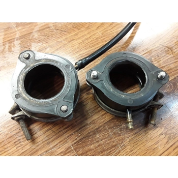 1976-80 Kawasaki KZ750B KZ750G Twin Carburetor Holders 16065-036