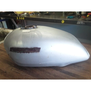 1976-79 Kawasaki KZ750B Twin Fuel Tank 51001-106