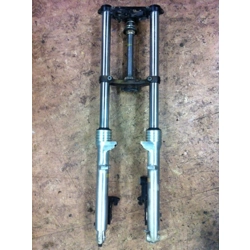 1983 Honda VF750S Sabre Complete Front Fork Assembly 51500-MB0-772 51400-MB0-772 53200-MB0-700