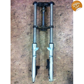 1983 Honda VF750S Sabre Complete Front Fork Assembly 51500-MB0-772 51400-MB0-772 53200-MB0-700