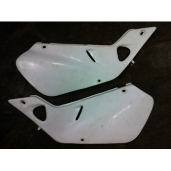 1997-99 Honda CR125R CR250R Elsinore Side Covers UFO HO03602041 - Pair - NOS