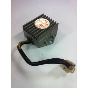 1975-79 Honda GL1000 Goldwing 12V Regulator 31400-371-003
