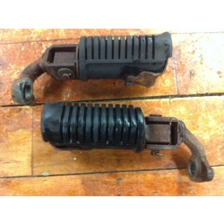 1979 Honda CB650 Driver Foot Pegs and Brackets - Pair 50615-426-000 50641-426-000 50612-413-000