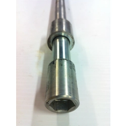 2004-06 Honda VT750C VT750CA Shadow Aero Rear Axle with Spacer and Nut 42301-MEG-670 42313-MEG-670