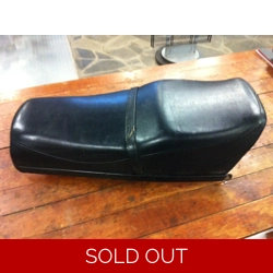1977-78 Yamaha XS750 Seat