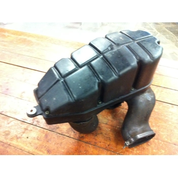 1999-09 Yamaha XVS1100 V-Star Air Distribution Box 5EL-14432-00-00 5EL-14431-00-00 5EL-14463-00-00