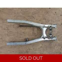 1983 Suzuki GS750E GS750ES Swingarm 09263-25024 61000-31302