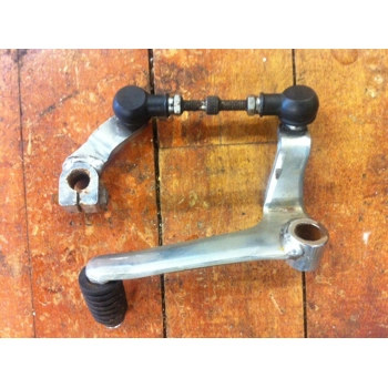 1984-87 Yamaha XV700 XV750 XV1000 XV1100 Virago Shift Pedal and Linkage 42X-18110-01 42X-18112-01