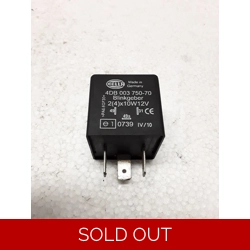 1997-12 Triumph Flasher Relay PA6.6GF30 T2500531