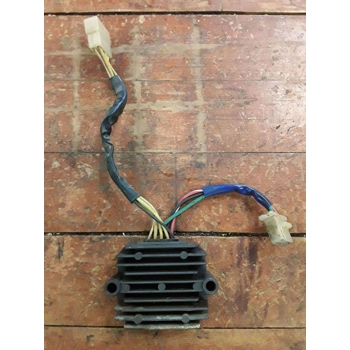 1981-83 Honda CB750 CB900 Voltage Regulator Rectifier SH236A-12 31600-461-771