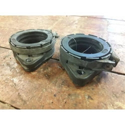 1973-74 Yamaha TX500 Carburetor Mounting Rubbers Holders 371-13565-03 371-13555-03