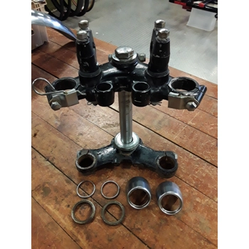 1976-80 Kawasaki KZ750B KZ750G Fork Tree 44037-093 44039-071