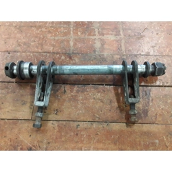 1976-79 Kawasaki KZ750B Rear Axle with Tensioners 33040-066 33040-069 42031-052