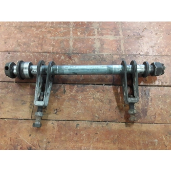 1976-79 Kawasaki KZ750B Rear Axle with Tensioners 33040-066 33040-069 42031-052