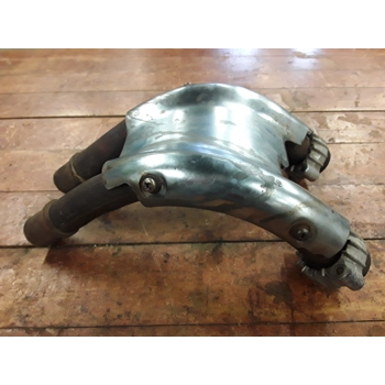 1983-85 Honda VF700F VF750F Interceptor Rear Exhaust Head Pipes 18420-MB2-003 18370-MB2-003