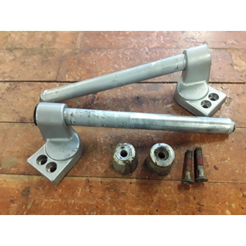 1985-87 Kawasaki ZX600A ZX600B Ninja Handlebars and Weights 46003-1184 46003-1183