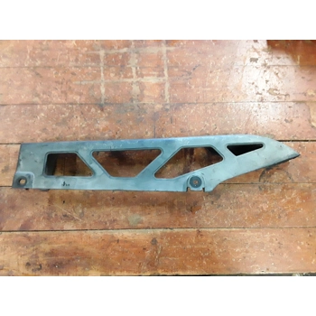 1985-87 Kawasaki ZX600A ZX600B Ninja Chain Guard 36014-1121