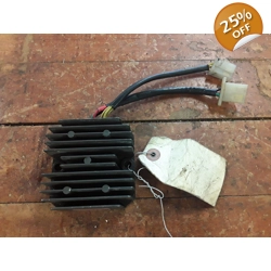 1978-90 Honda CB400 CB450 CM400 CM450 Voltage Regulator Rectifier SH232-12 31600-413-008