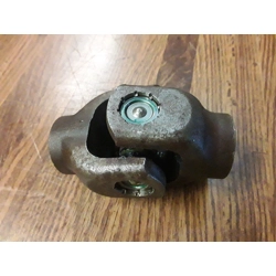 1983-86 Honda VT500C Shadow VT500FT Ascot Drive Shaft Universal Joint 40200-MF5-003