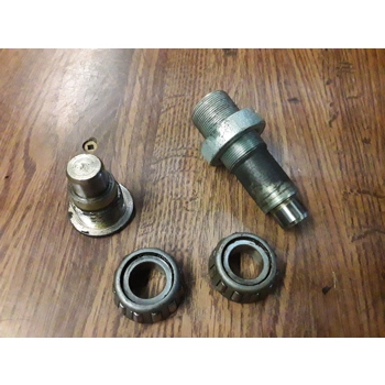 1983-86 Honda VT500C Shadow VT500FT Ascot Swingarm Pivot Bolts and Bearings 90124-ME9-000 90121-MF5-