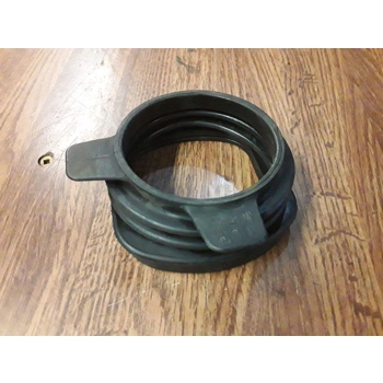 1983-86 Honda VT500C Shadow VT500FT Ascot Drive Shaft Universal Joint Boot 52105-MF5-000