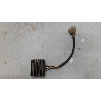 1981-83 Yamaha XJ550 Maxim XJ550R Seca Voltage Regulator S8515 3G1-81960-50-00