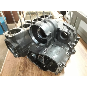 1982-83 Yamaha XJ650R XJ750R Seca Engine Case Crankcase 4K0-15100-03