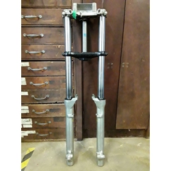 1983-85 Honda VT700C VT750C Shadow Complete Fork Assembly 51500-ME9-013 51400-ME9-013