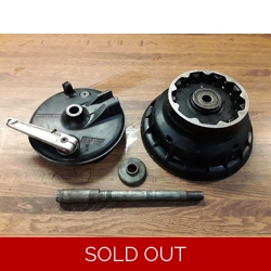 1982-84 Suzuki RM250 RM500 Complete Front Hub 54110-14120 54210-14300