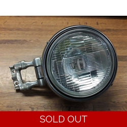 1984 Yamaha XV700 XV750 Virago Complete Headlamp and Bucket 42X-W8432-10 42X-84321-A0
