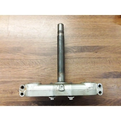 1982-84 Suzuki RM250 RM500 Fork Lower Clamp and Steerer 51410-14330-291