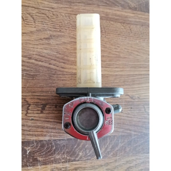 1978-81 Yamaha XS750S XS850 XS850L XS850S Right Fuel PetcockĀ 2G2-24510-05