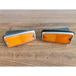 1980-81 Yamaha XS850 XS850L XS850S Side Marker Reflectors #2 3J3-85127-50 3J3-85127-00 3G1-85110-00