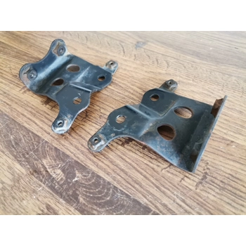 1980-81 Yamaha XS850 XS850L XS850S Oil Cooler Brackets 3J3-13482-01 3J3-13472-01