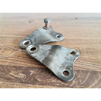 1978-81 Yamaha XS750 XS750S XS850 XS850S Engine Mounting Brackets 2G2-21316-00