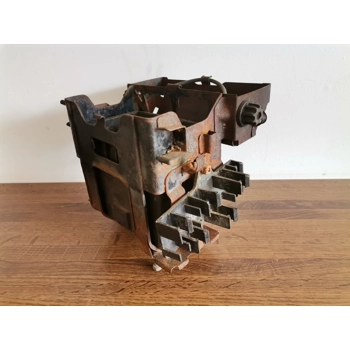 1978-81 Yamaha XS750 XS750S XS850 XS850L XS850S Battery Box 3J3-21170-01