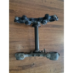 1982-83 Yamaha XS400 Maxim XS400R Seca Fork Tree 12E-23340-30 12R-23435-00-98